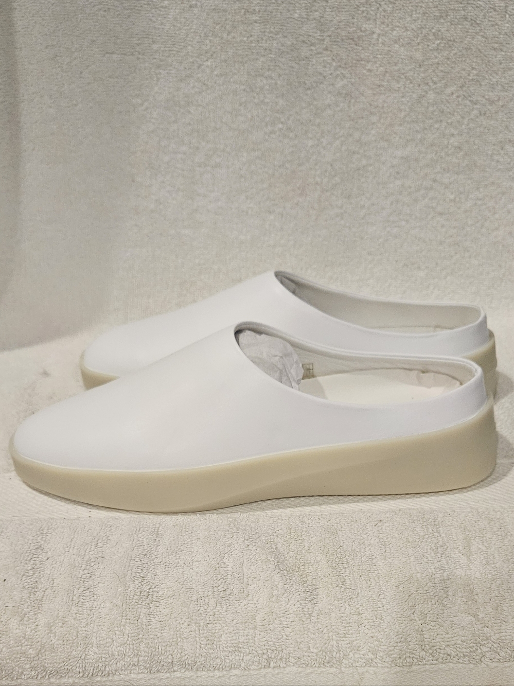 WOLF AND SHEPHERD CRUISE MULES